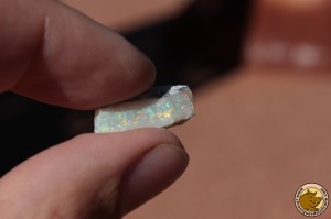 La belle opale trouvée à coté de la "plage"